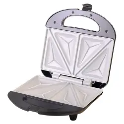 Camry | CR 3018 | Sandwich maker | 850 W | Number of plates 1 | Number of pastry 2 | Ceramic coating | Black-1