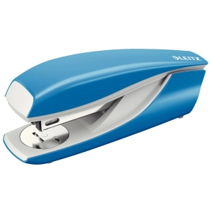 Zszywacz LEITZ 5502 - jasno niebieski 55020030-691151