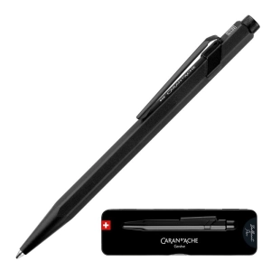 Długopis CARAN D'ACHE 849 Black Code M w pudełku czarny-251480