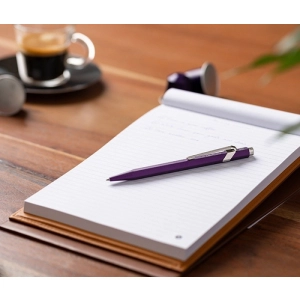 Długopis CARAN D'ACHE 849 Nespresso Arpeggio M w pudełku fioletowy-251770