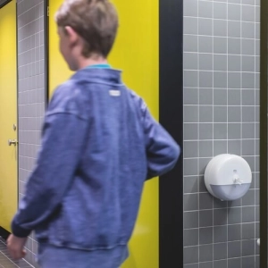 Podajnik dozownik TORK do papieru toaletowego centralnego dozowania SmartOne kolor biały system T8-254781