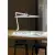 Lampka LED na biurko MAULwork 21W ze ściemniaczem mocowana zaciskiem biała-625740