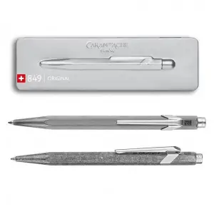 Długopis CARAN D'ACHE 849 Original M w pudełku srebrny-630605