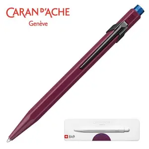 Długopis CARAN D'ACHE 849 Claim Your Style Ed2 Burgundy M w pudełku bordowy-678635